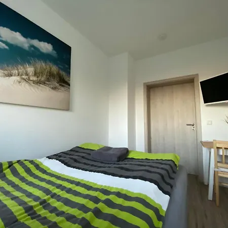 Kirschgarten 3*